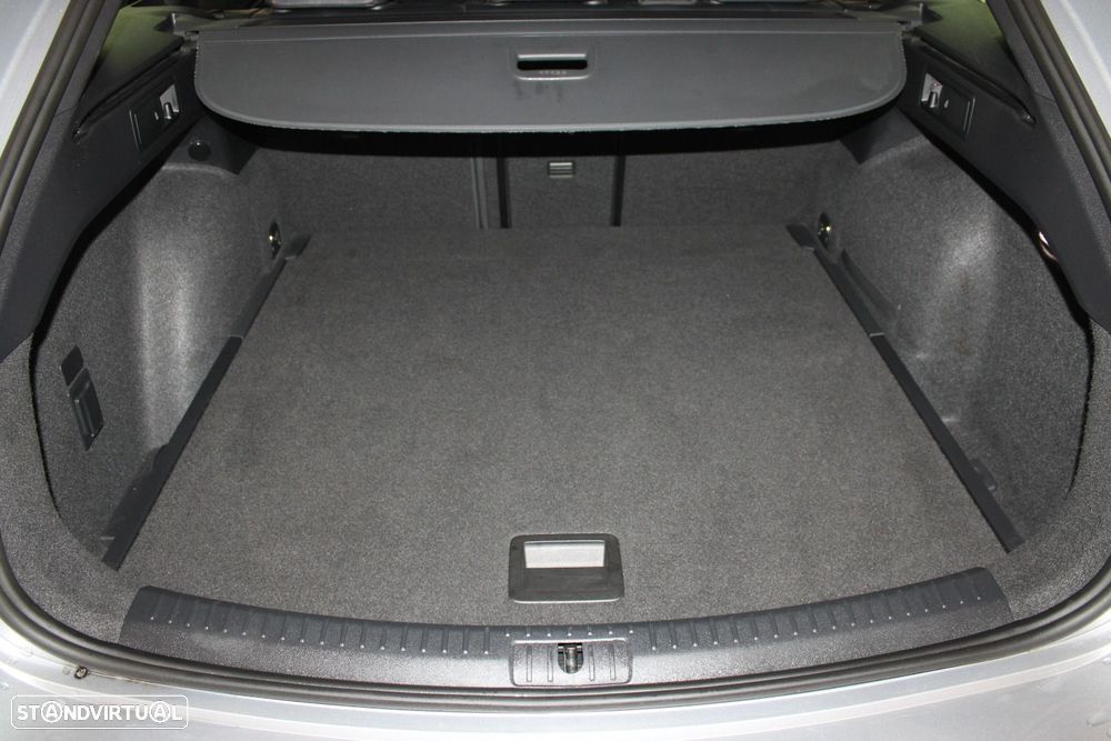 SEAT Leon ST 2.0 TDI FR DSG - 29