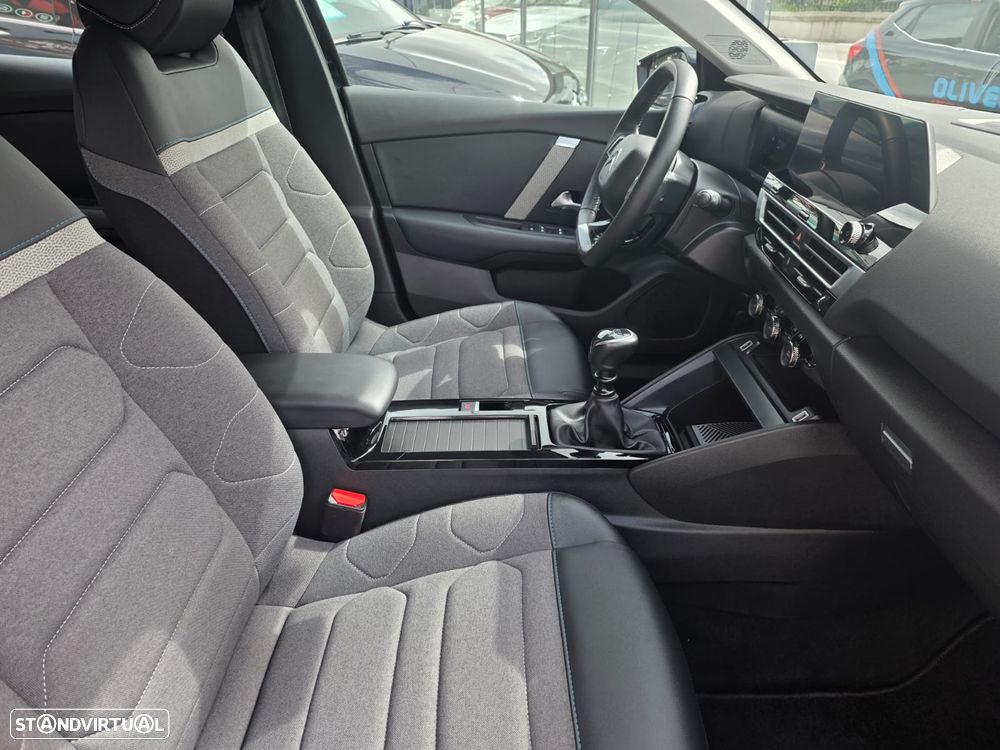 Citroën C4 1.2 PureTech Plus - 44