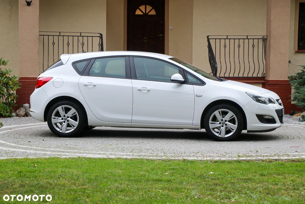 Opel Astra - 10