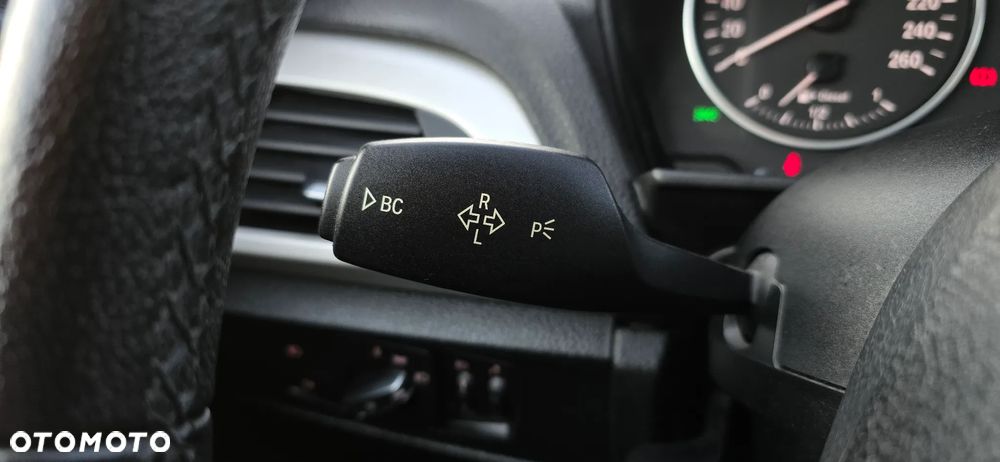 BMW Seria 1 116d DPF Edition Lifestyle - 32