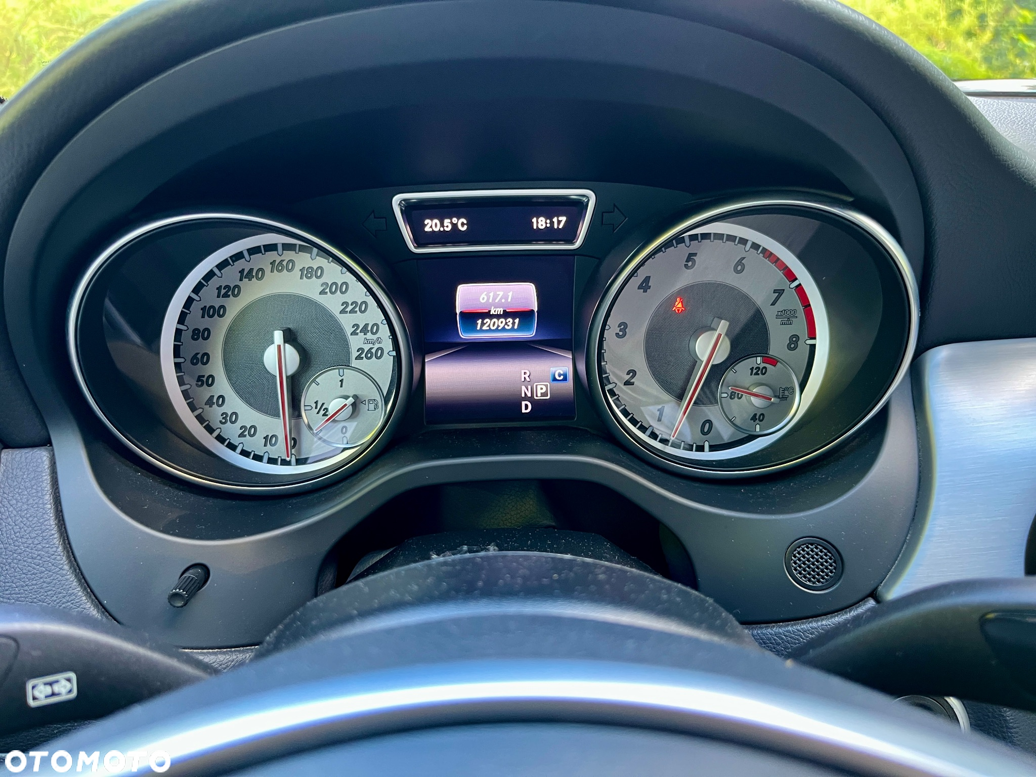 Mercedes-Benz GLA - 30