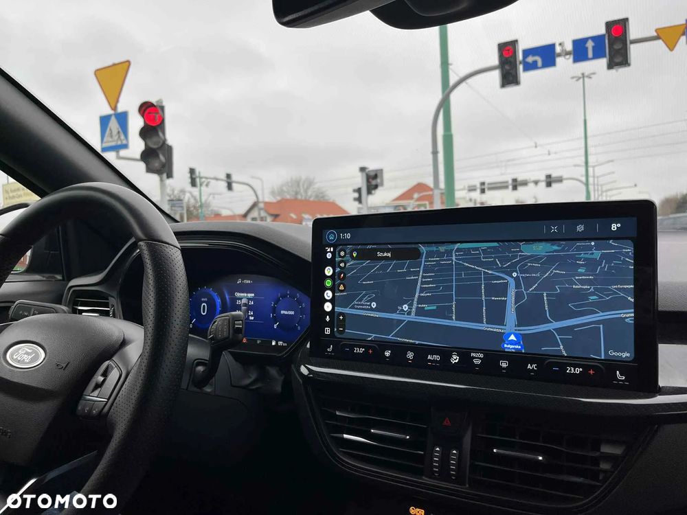 Ford Focus 1.0 EcoBoost Hybrid ST-LINE X - 16