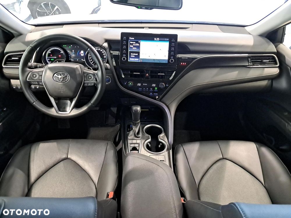 Toyota Camry 2.5 Hybrid Executive CVT - 12