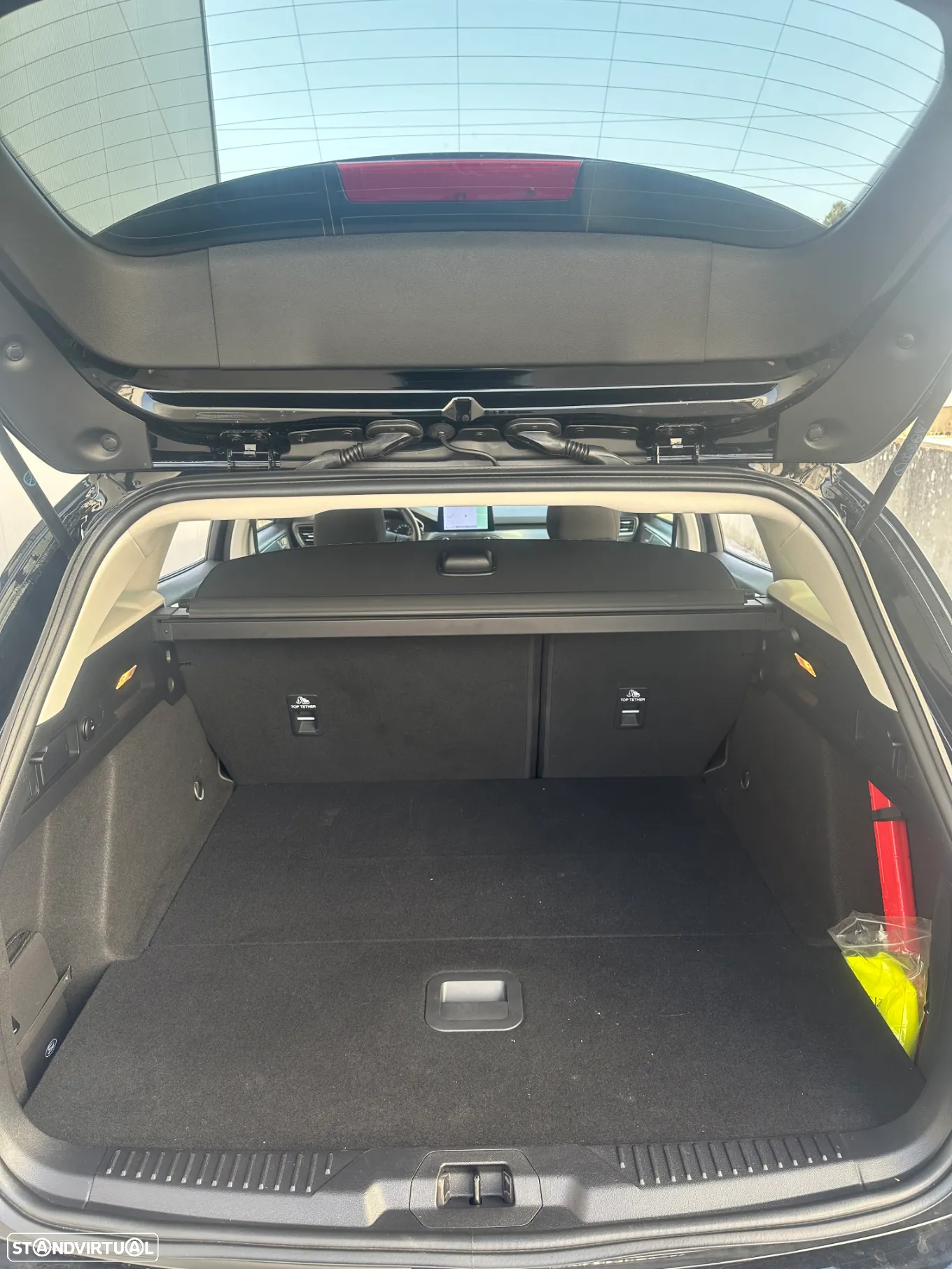 Ford Focus SW 1.5 TDCi EcoBlue Active - 36