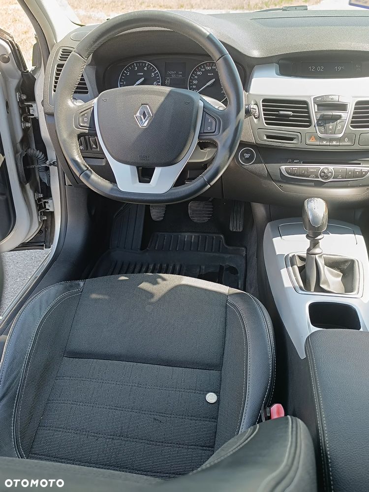 Renault Laguna 2.0 Authentique - 26