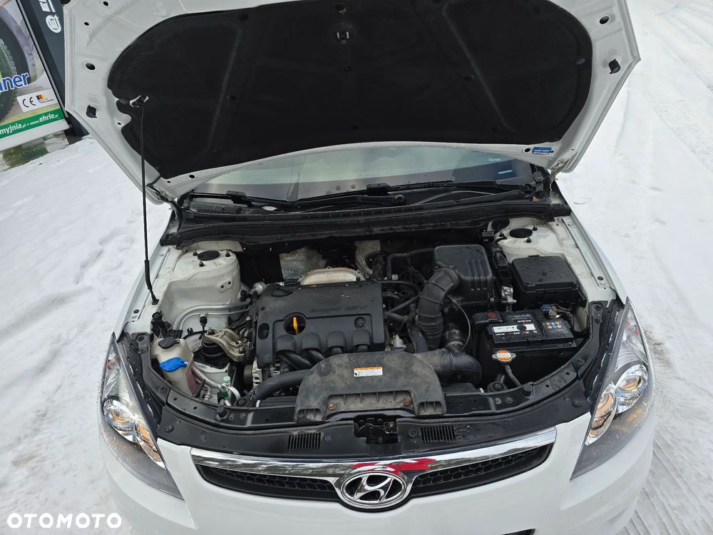 Hyundai i30 1.4 Blue Comfort - 15