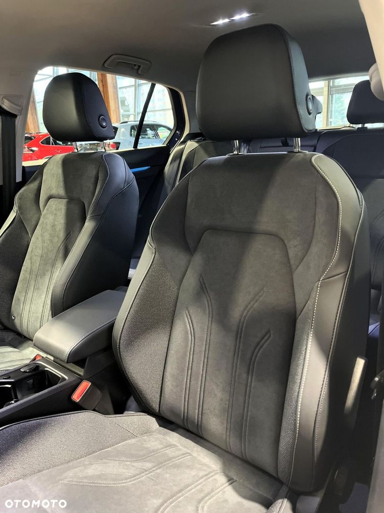 Volkswagen Golf - 13