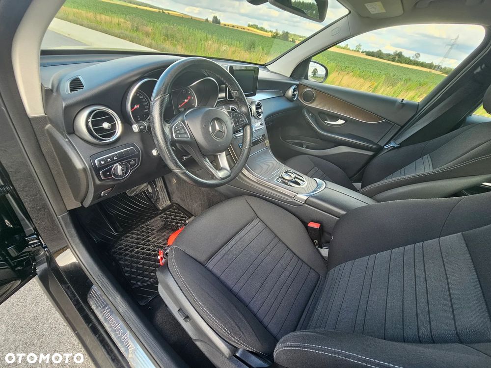 Mercedes-Benz GLC - 15