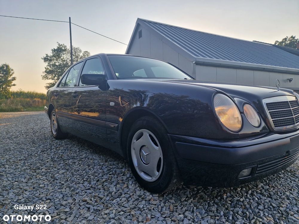 Mercedes-Benz Klasa E - 6