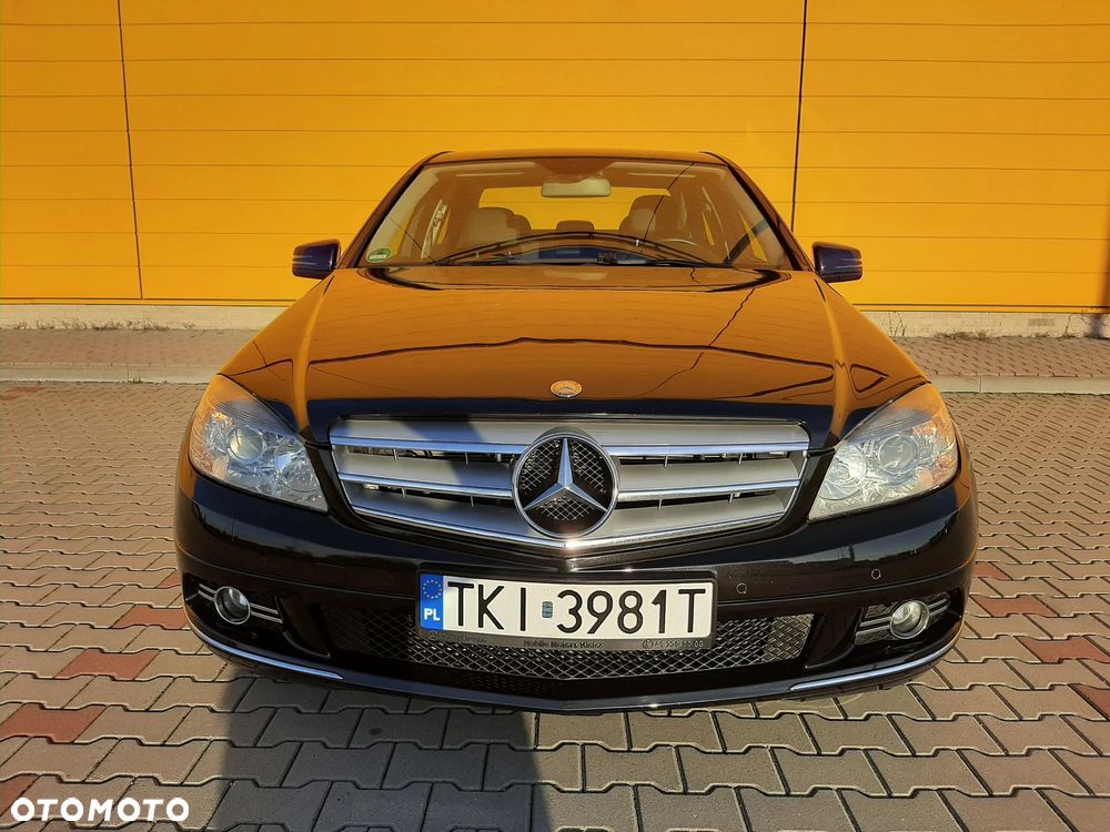 Mercedes-Benz Klasa C 250 CGI Automatik BlueEFFICIENCY Avantgarde - 13