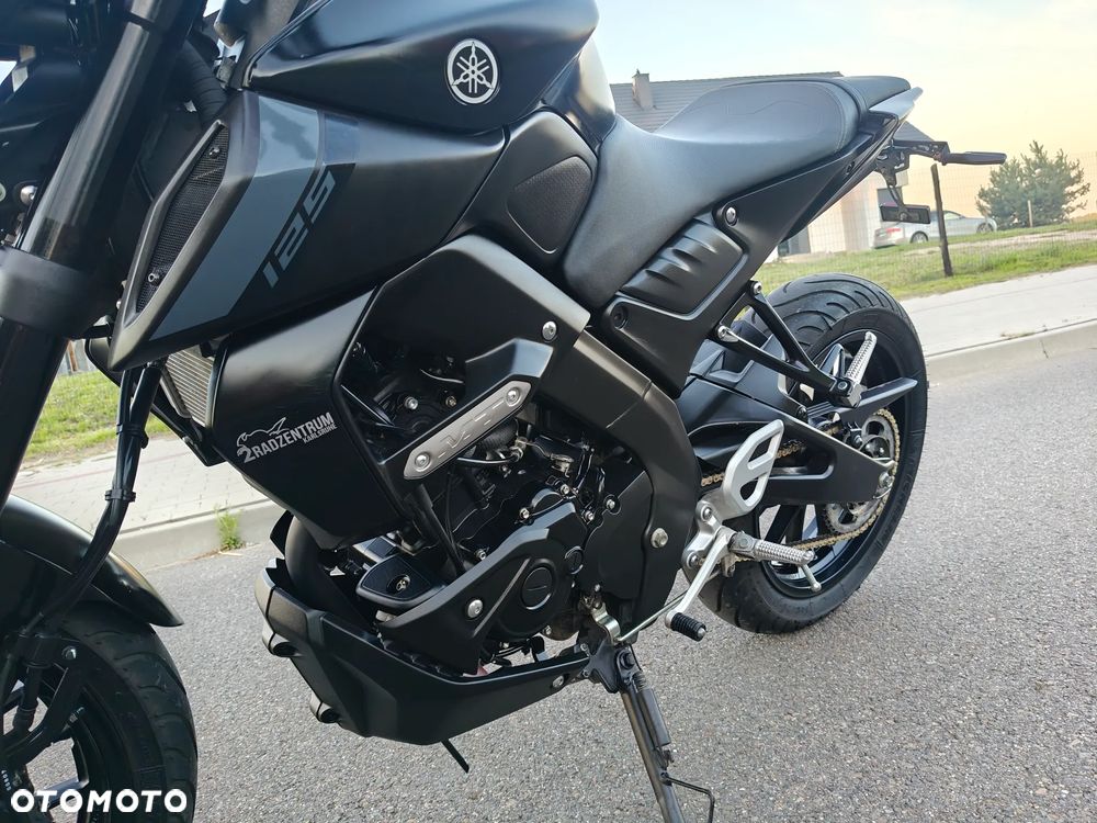 Yamaha MT - 8