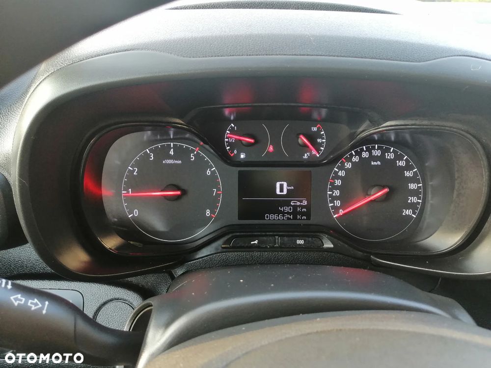 Opel Combo 1.2 Turbo S&S - 10