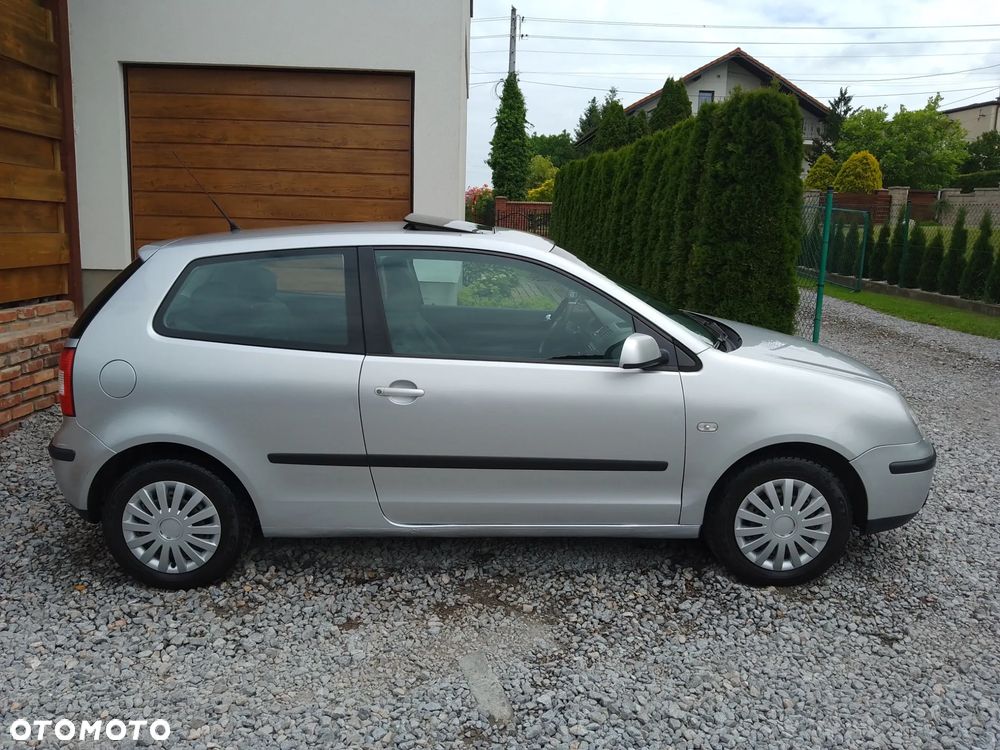 Volkswagen Polo - 4