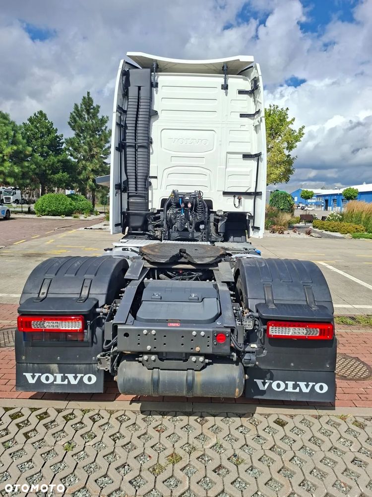 Volvo FH 460 GLOBETROTTER XL I-SAVE - 6