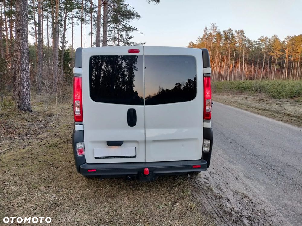 Opel vivaro - 19