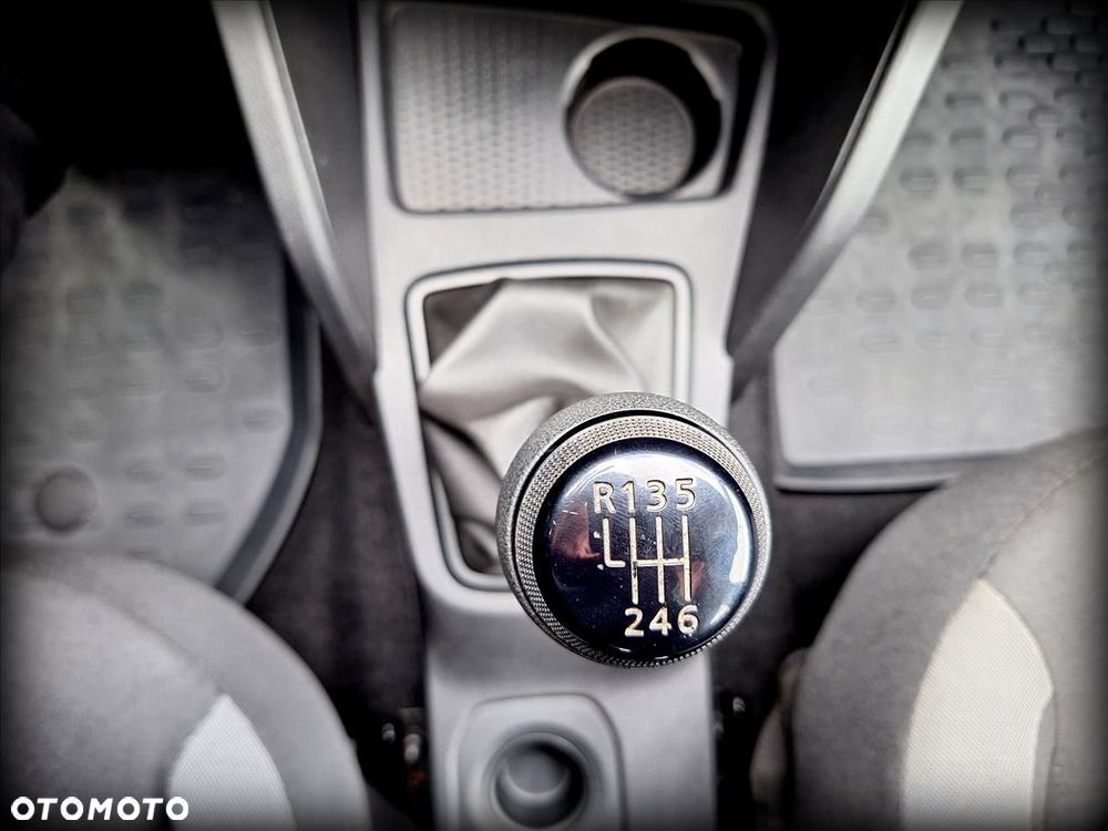 Dacia Duster 1.3 TCe FAP Essential - 23