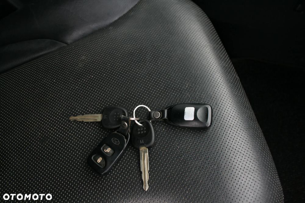 Hyundai Tucson 2.0 Comfort 2WD - 22