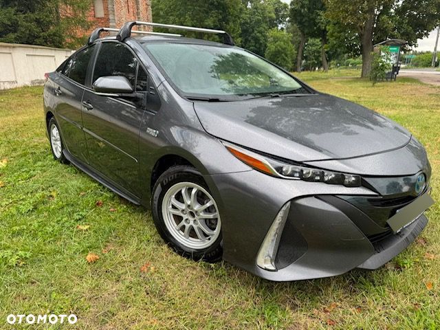 Toyota Prius - 12