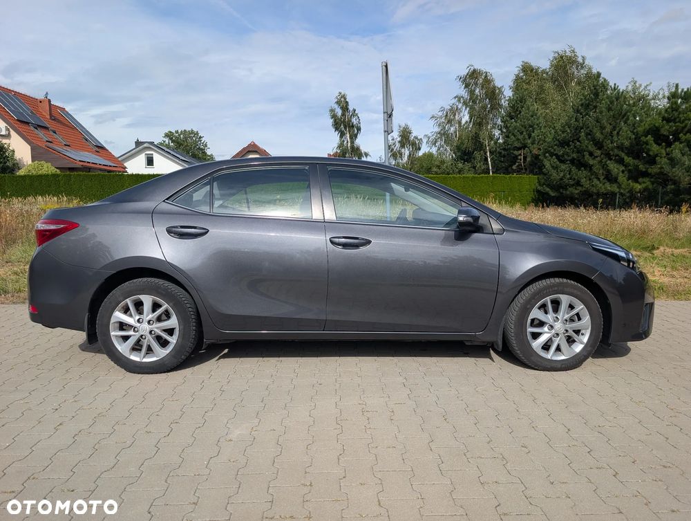 Toyota Corolla 1.6 Comfort - 3