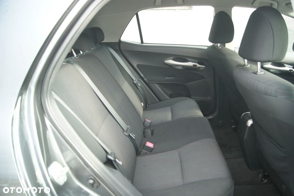 Toyota Auris 1.4 VVT-i - 21