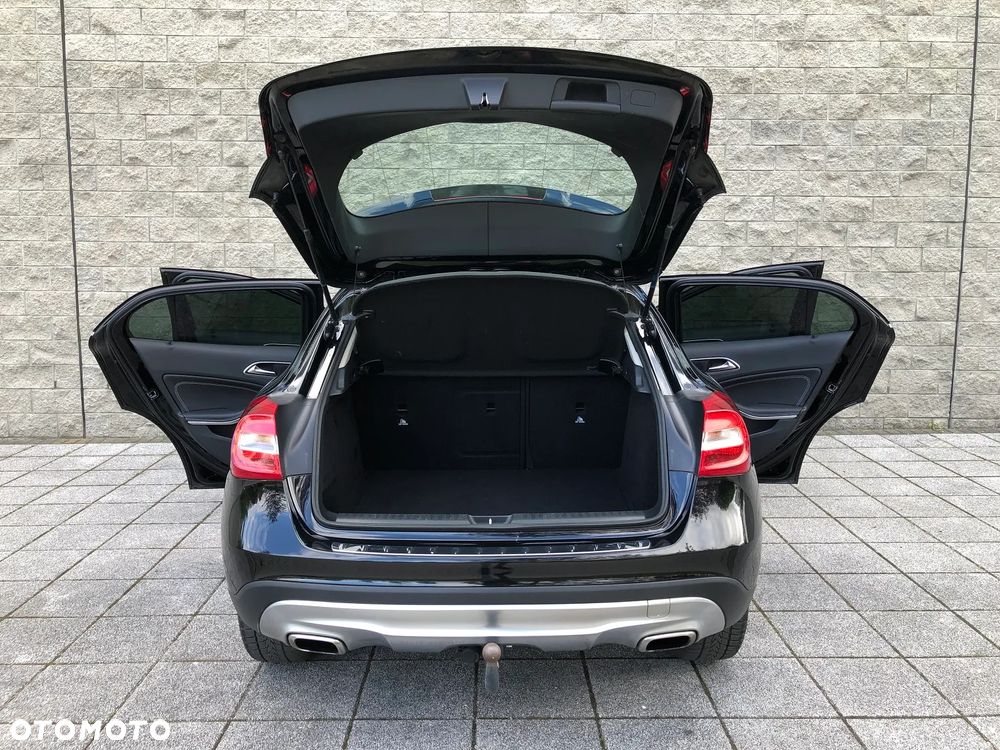 Mercedes-Benz GLA 200 Activity Edition - 9