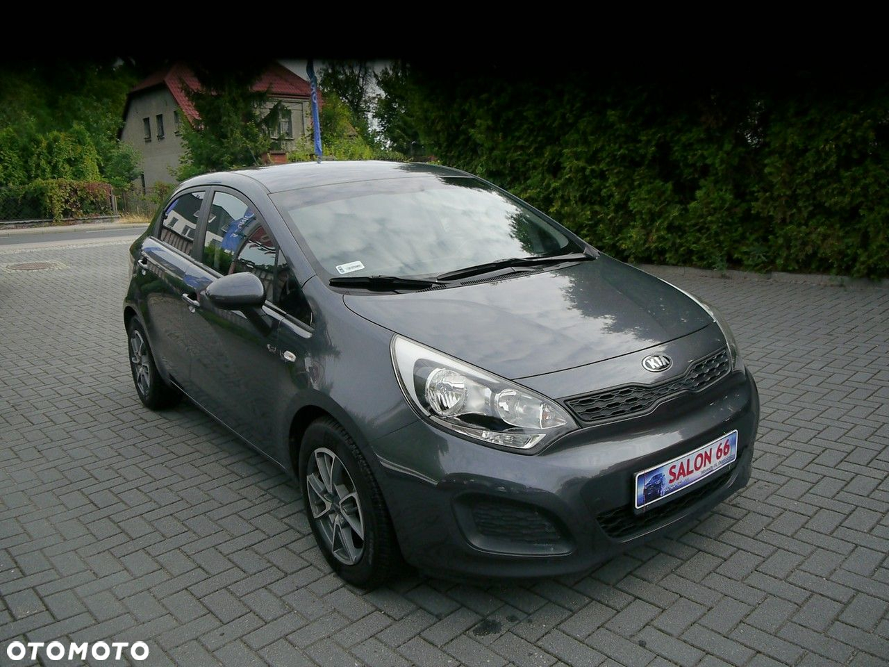 Kia Rio - 3