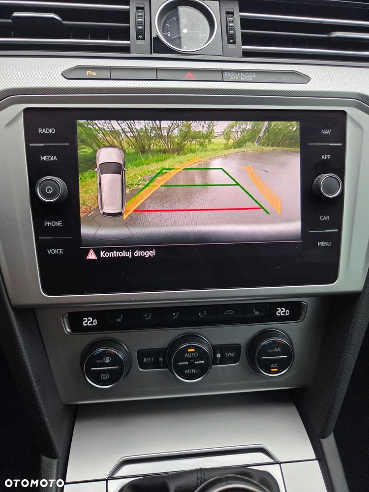 Volkswagen Passat 2.0 TDI BMT Comfortline - 8