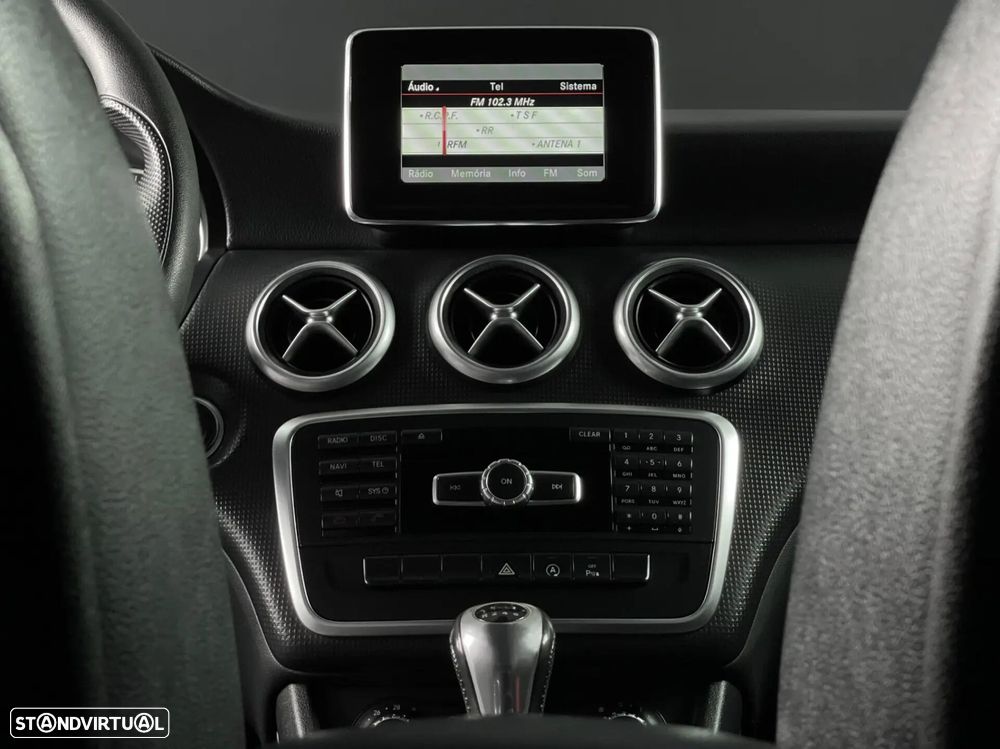 Mercedes-Benz A 180 - 10