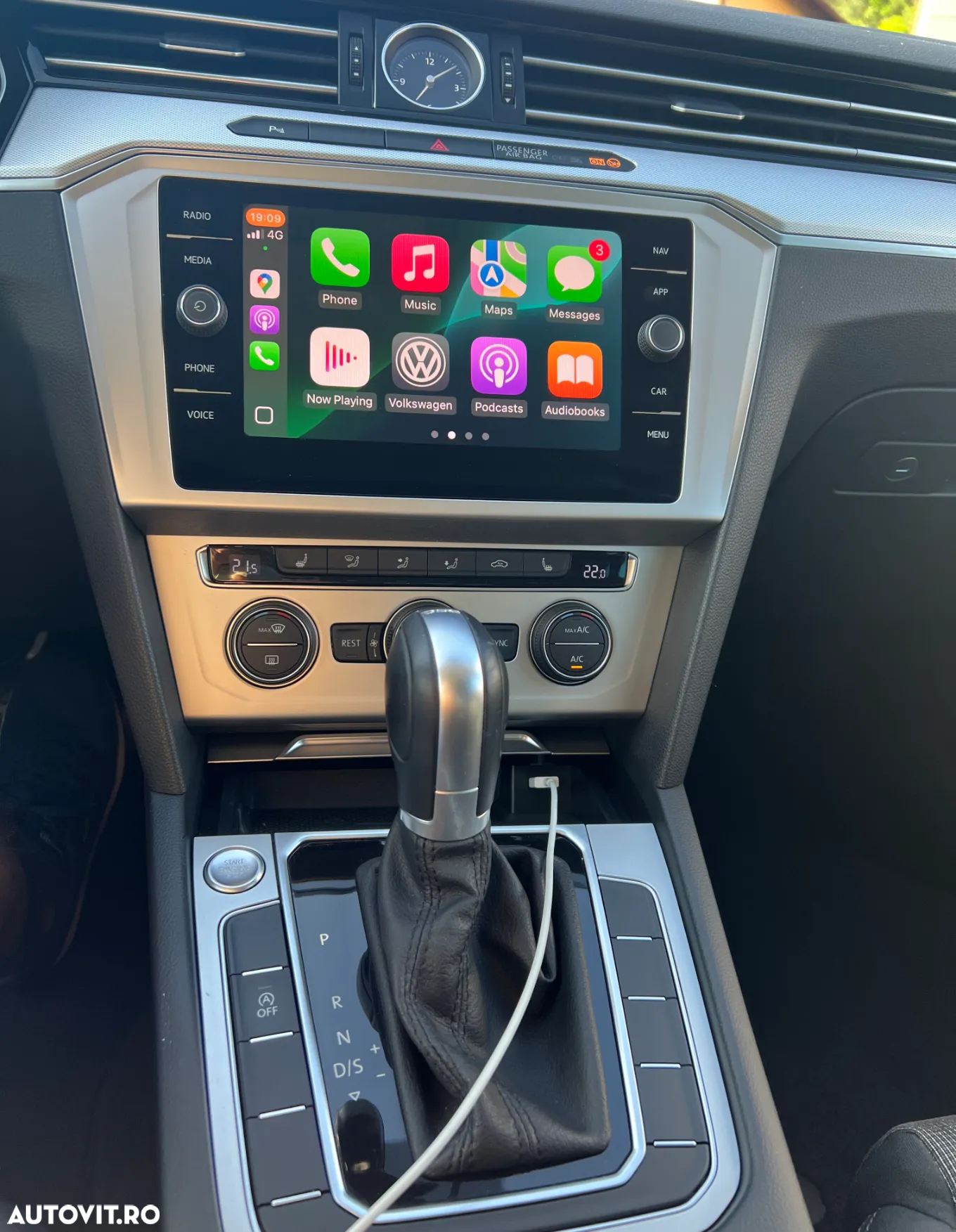 Volkswagen Passat Variant 2.0 TDI DSG Comfortline - 11