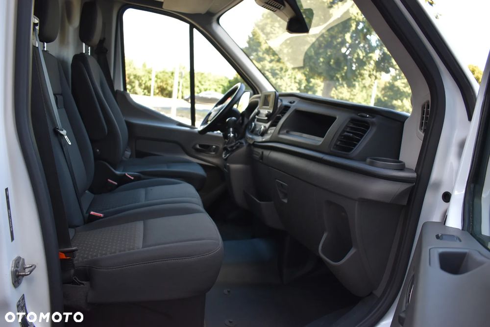 Ford TRANSIT - 11