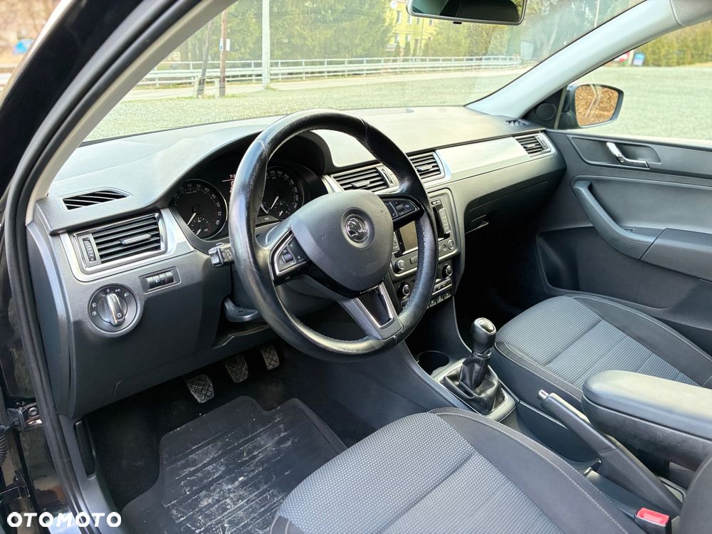 Skoda RAPID 1.6 TDI Ambition Green tec - 12