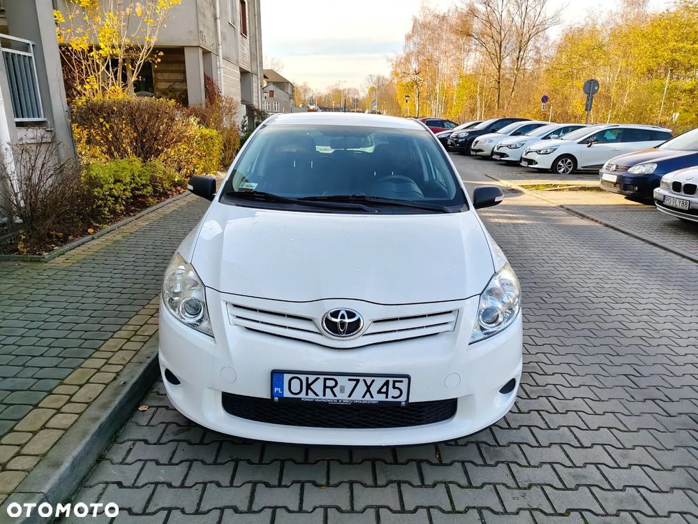 Toyota Auris 1.33 VVT-i Active - 8