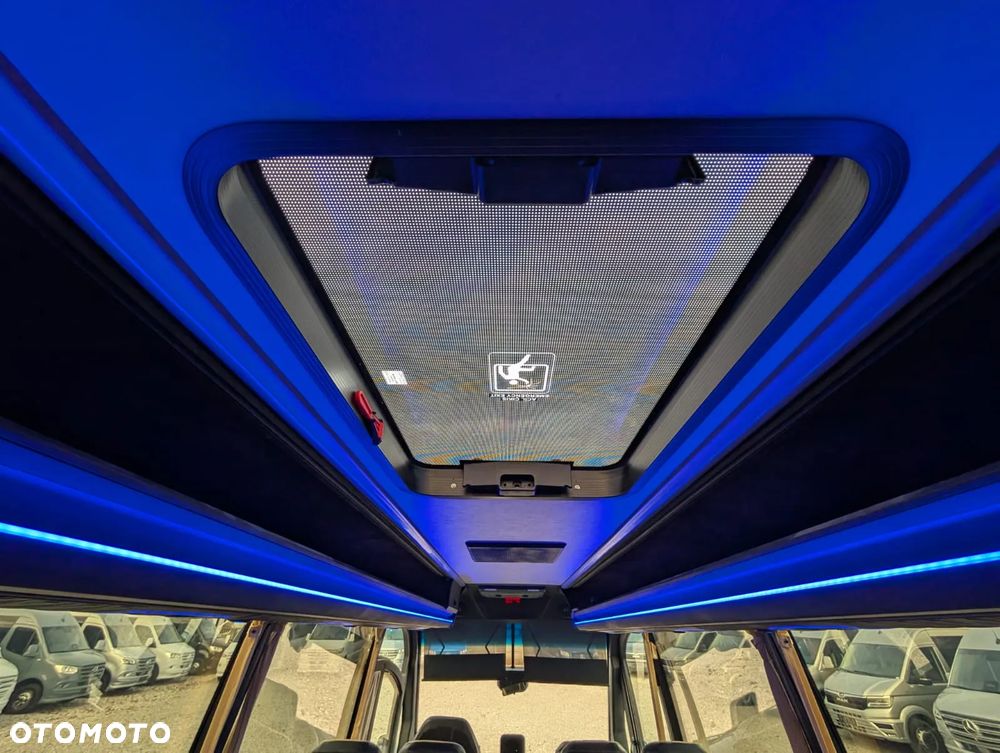 Mercedes-Benz Sprinter 519 - 28