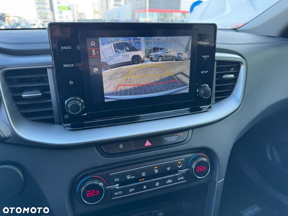 Kia XCeed 1.5 T-GDI M DCT - 12