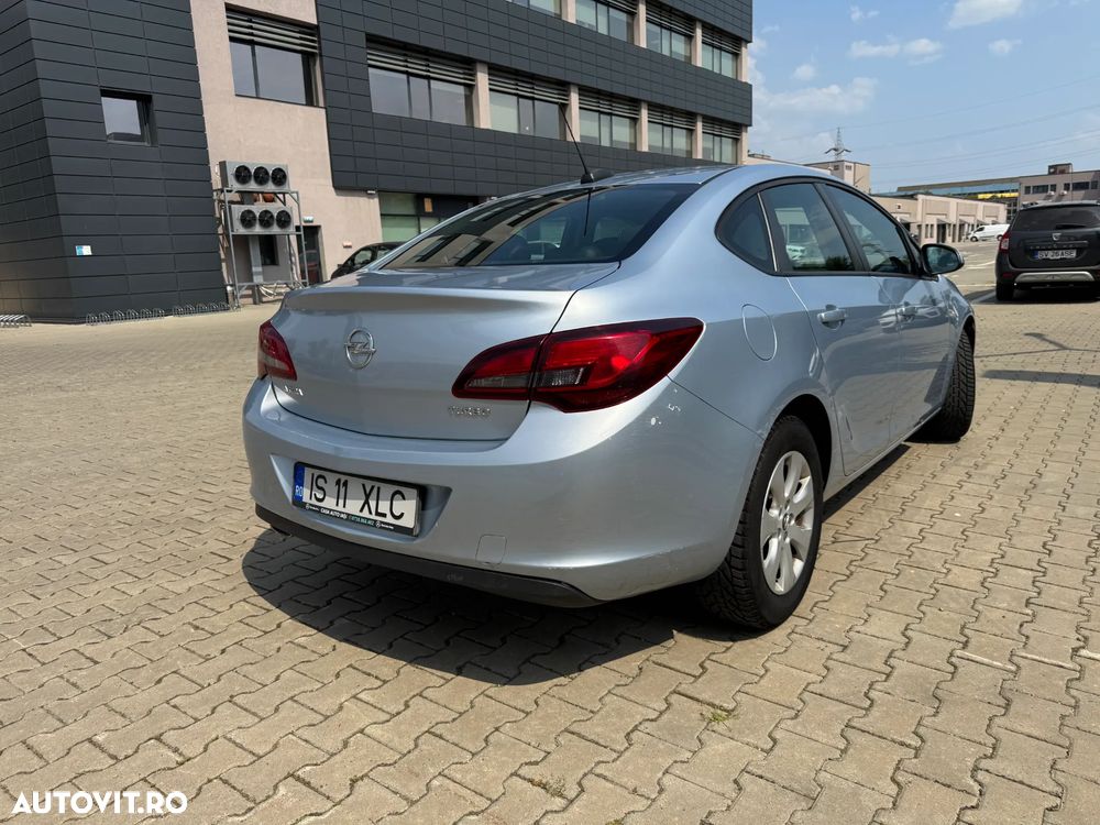Opel Astra 1.4 Turbo ECOTEC Selection - 6