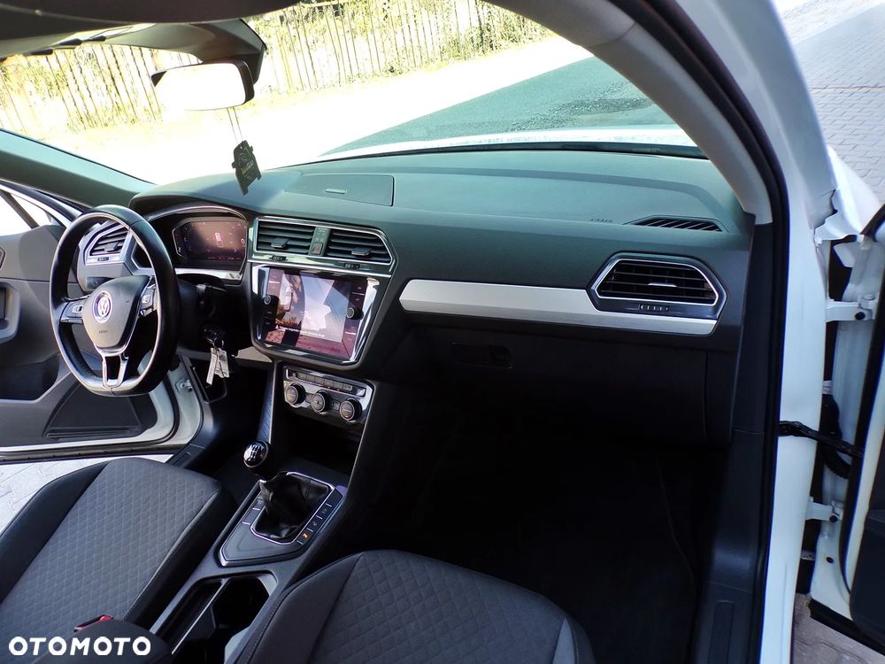 Volkswagen Tiguan 2.0 TDI SCR (BlueMotion Technology) Comfortline - 16