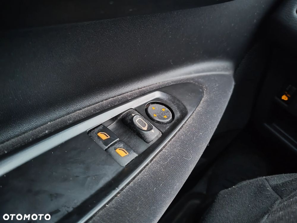 Citroën C4 1.4 16V Equilibre - 20