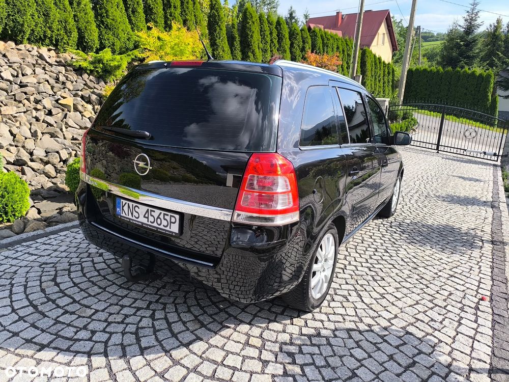 Opel Zafira 1.8 Family - 40