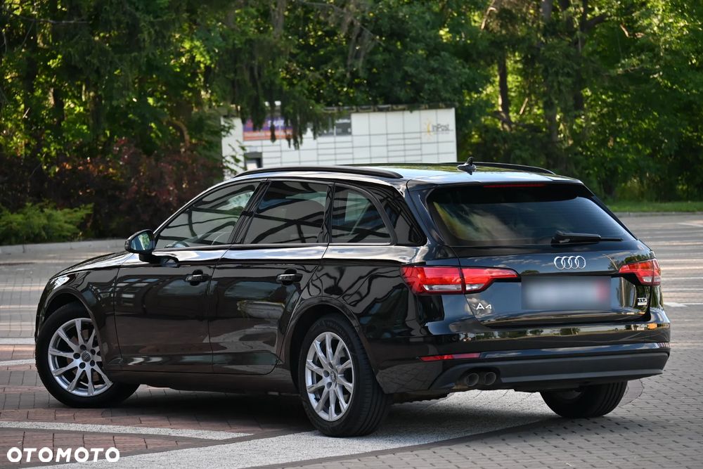 Audi A4 Avant 2.0 TDI ultra S tronic sport - 13