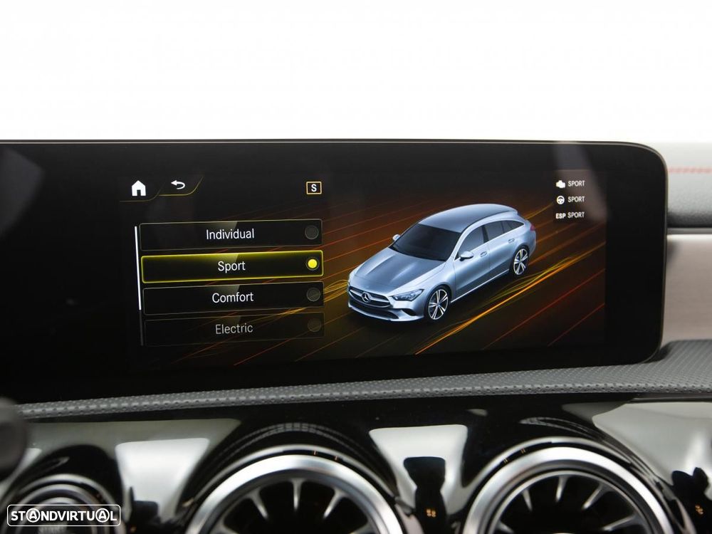 Mercedes-Benz CLA 250 e Shooting Brake AMG Line - 28