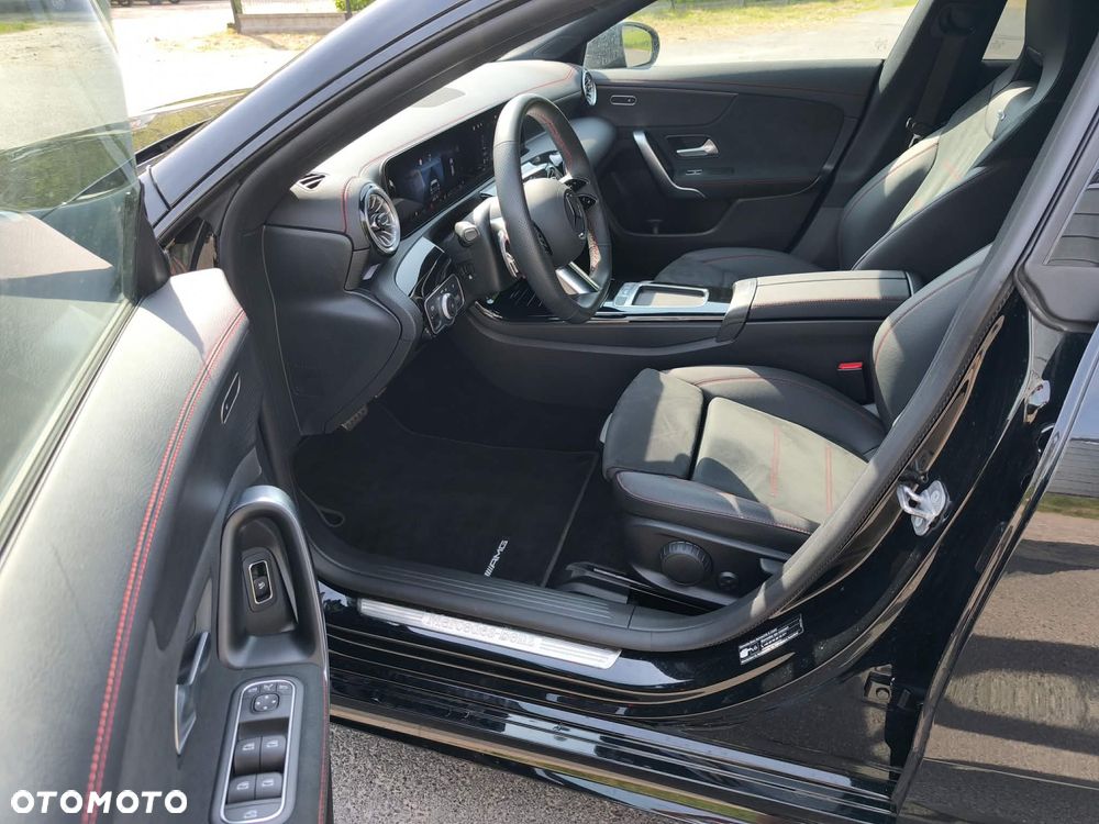 Mercedes-Benz CLA 200 d 8G-DCT AMG Line - 33