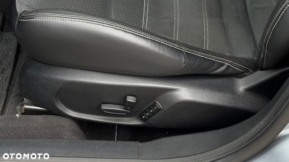 Ford Mondeo 2.2 TDCi Titanium - 8