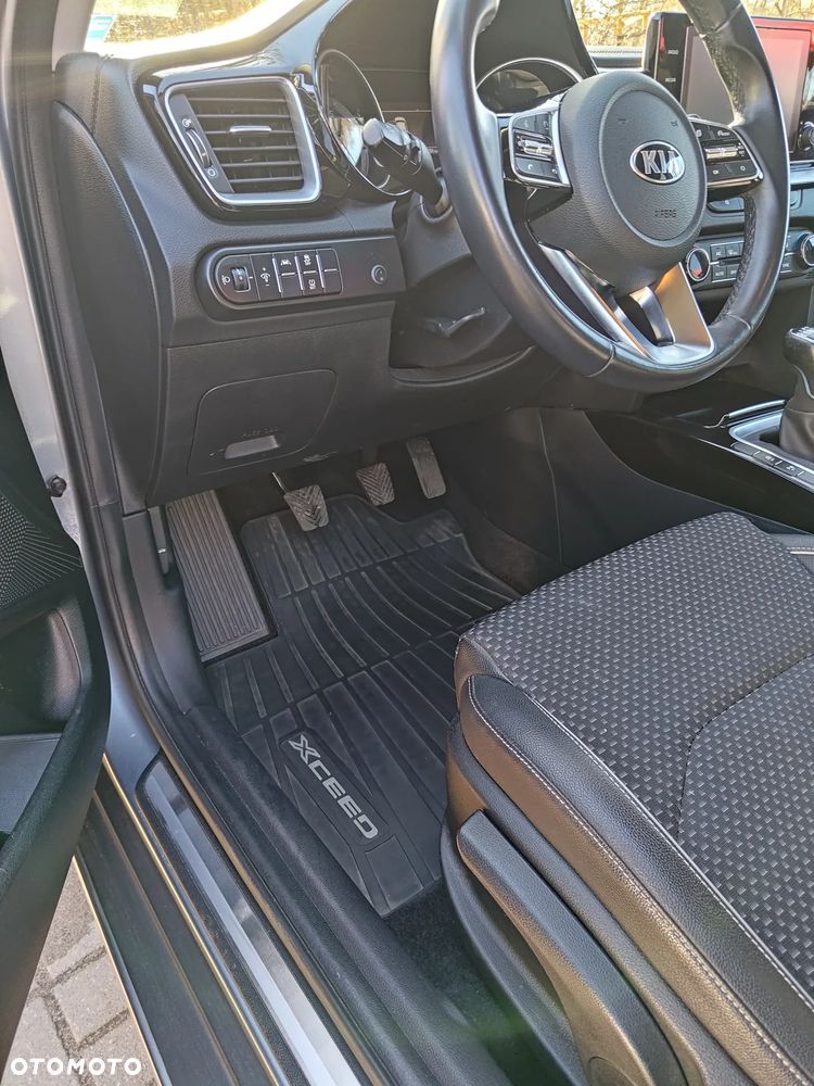Kia XCeed 1.4 T-GDI L - 16