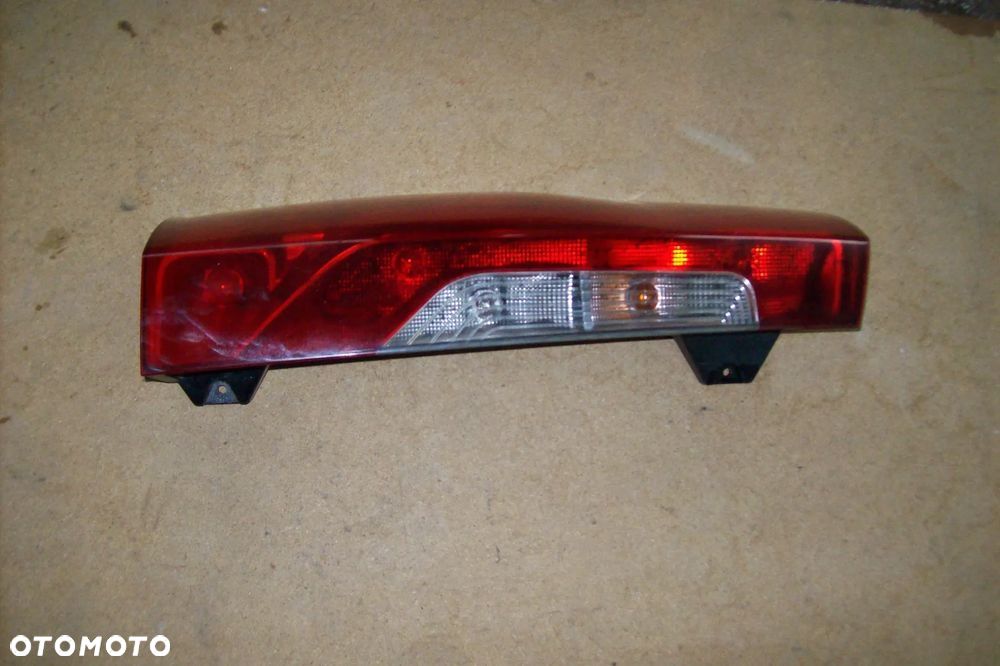 lampa tylna lewa mercedes sprinter 907 - 5