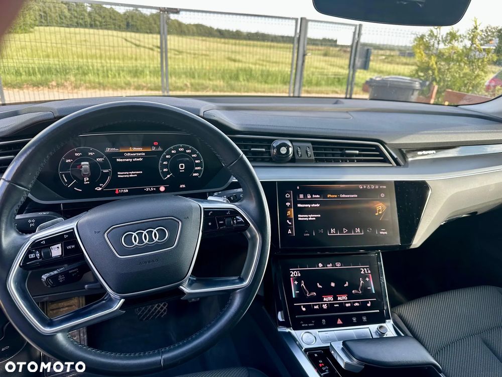 Audi e-tron 50 quattro - 26