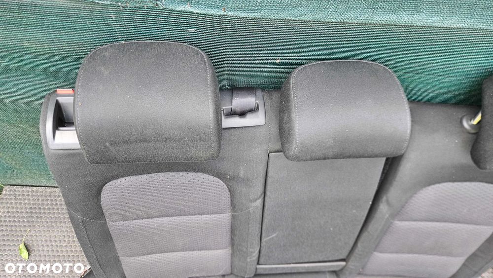 Kanapa Siedzisko Oparcie Welur Podłokietnik Uchwyt Napoje Cupholder Grzane Podgrzewane Skoda Superb II 2 - 10