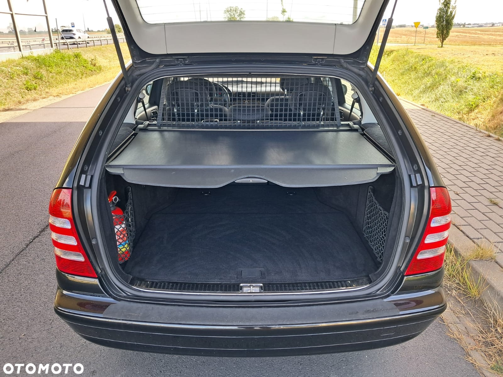 Mercedes-Benz Klasa C 180 T Kompressor Classic - 15