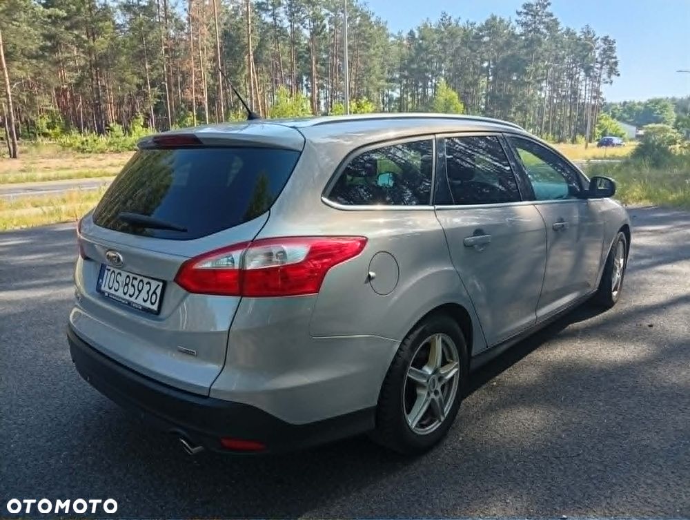 Ford Focus 1.6 EcoBoost Titanium - 4