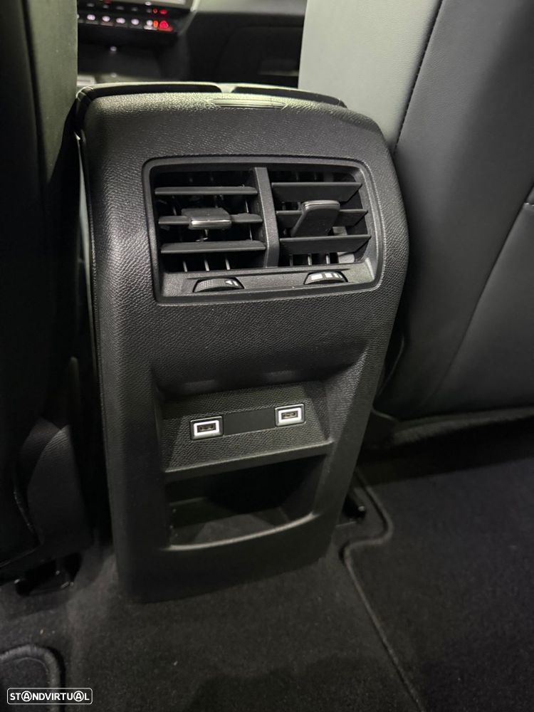 Peugeot 408 1.6 Hybrid Allure Pack e-EAT8 - 14