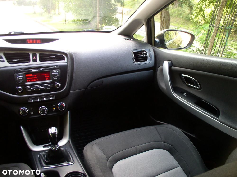 Kia Ceed 1.4 CVVT Attract Plus - 7